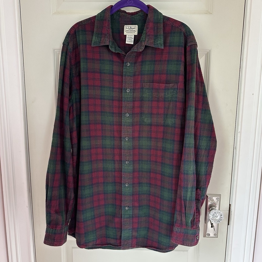 L.L Bean Green Red Green Plaid Cotton Button Up Flannel Shirt Medium Tall Top